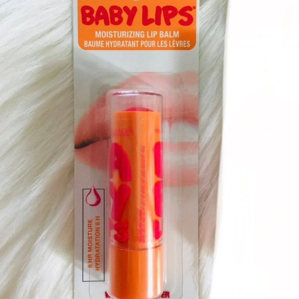 NWT Maybelline Baby Lips Moisturizing Lip Balm #15 Cherry Me